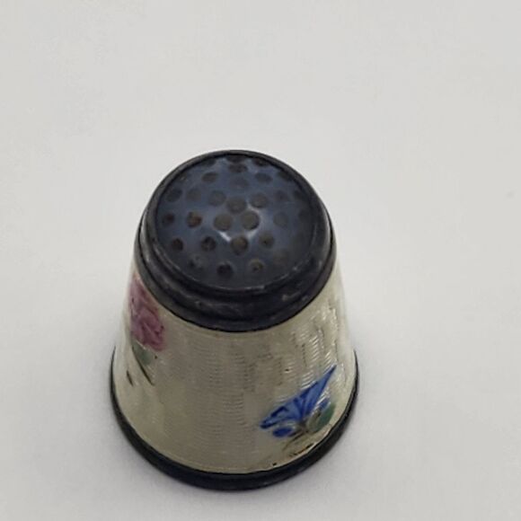 Vintage Sterling Silver Guilloche Enamel & Painted Flower Thimble - Picture 5 of 6
